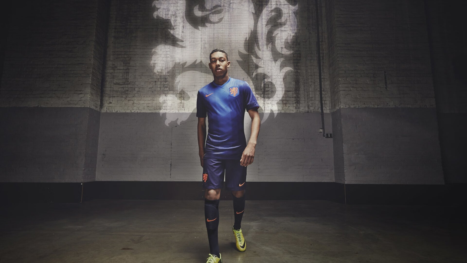 伊利亚·哈伦以速度征服赛道，伊利亚特中海伦